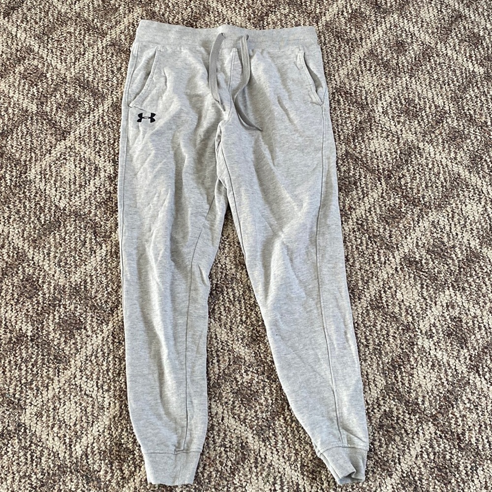 Men’s gray under armor sweatpants